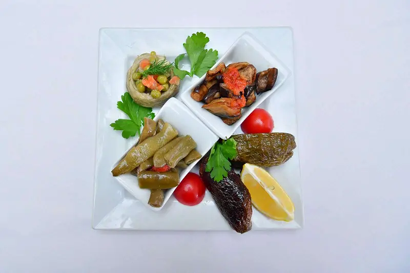 KARIŞIK ZEYTİNYAĞLI TABAĞI