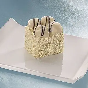 PROFİTEROLLÜ MONO BEYAZ ICE PASTA