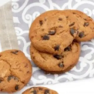 Sütlü Çikolatalı Kurabiye