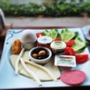 GÜNE BAŞLARKEN  (Started)