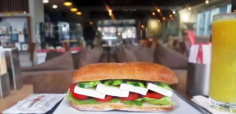 Beyaz Peynirli Sandviç